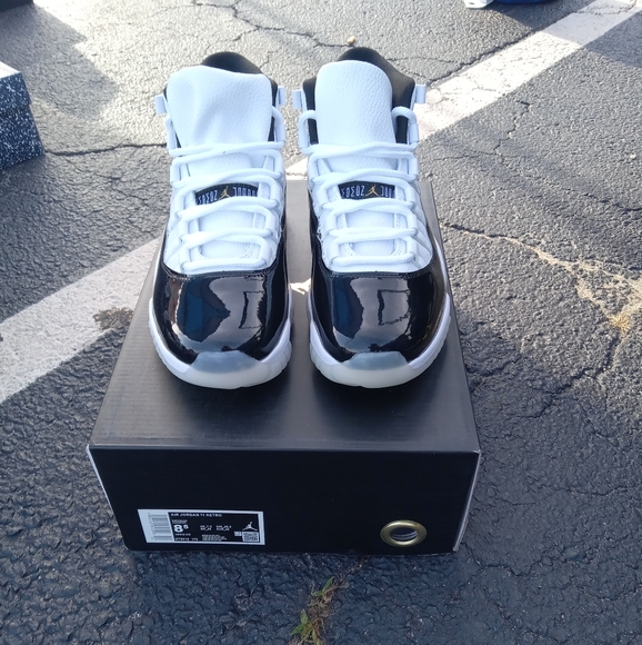 Air Jordan 11 Retro, DMP Gratitude - Picture 4 of 5